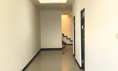 RUMAH BANGUNAN BARU 1,5 LANTAI MINIMALIS MODERN NYAMAN SIAP HUNI DI PANYILEUKAN BANDUNG