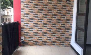 RUMAH BANGUNAN BARU 1,5 LANTAI MINIMALIS MODERN NYAMAN SIAP HUNI DI PANYILEUKAN BANDUNG