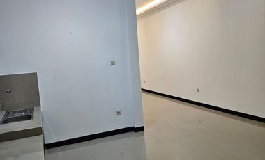 RUMAH BANGUNAN BARU 1,5 LANTAI MINIMALIS MODERN NYAMAN SIAP HUNI DI PANYILEUKAN BANDUNG