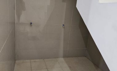 RUMAH BANGUNAN BARU 1,5 LANTAI MINIMALIS MODERN NYAMAN SIAP HUNI DI PANYILEUKAN BANDUNG