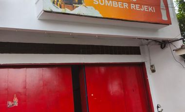 RUKO STRATEGIS 3 LANTAI LOKASI RAMAI COCOK UNTUK SEGALA USAHA SIAP PAKAI DI ASTANA ANYAR BANDUNG