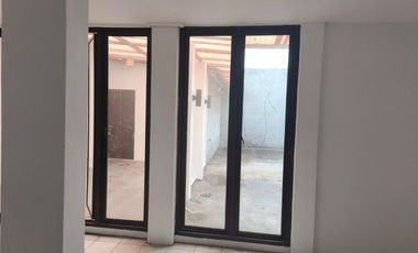 RUKO STRATEGIS 3 LANTAI LOKASI RAMAI COCOK UNTUK SEGALA USAHA SIAP PAKAI DI ASTANA ANYAR BANDUNG