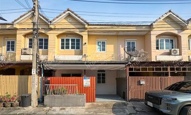 ขายพร้อมผู้เช่า ทาวน์โฮม 2 ชั้น บัวทองธานี 14 บางบัวทอง ต่อเติมครบพร้อมอยู่ ทำเลดีในซอยจันทร์ทองเอี่ยม