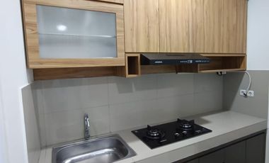 DISEWAKAN RUMAH 2 LANTAI SAVASA DI DELTAMAS CIKARANG PUSAT