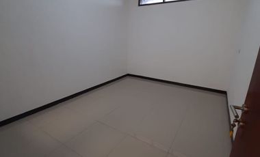 RUMAH MINIMALIS MODERN 2 LANTAI LINGKUNGAN NYAMAN SIAP HUNI DI TAMAN KOPO INDAH 2 TKI2 BANDUNG