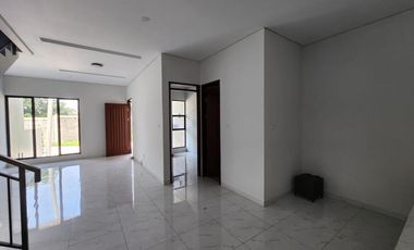 RUMAH IDAMAN 2 LANTAI MINIMALIS MODERN NYAMAN SIAP HUNI DI BATUNUNGGAL BANDUNG