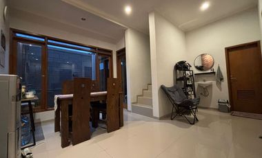 MURAHHH RUMAH KEREN 3 LANTAI MINIMALIS MODERN FULL FURNISHED SIAP HUNI DI CUGUGUR GIRANG BANDUNG