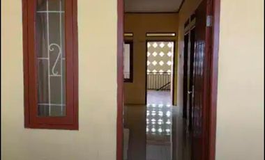 RUMAH MINIMALIS 2 LANTAI LINGKUNGAN NYAMAN STRATEGIS SIAP HUNI DI TUBAGUS ISMAIL BANDUNG