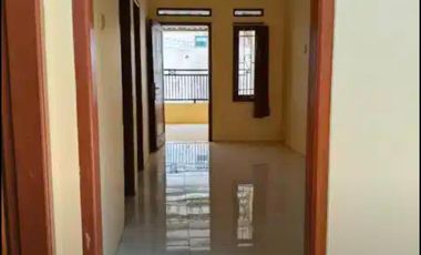 RUMAH MINIMALIS 2 LANTAI LINGKUNGAN NYAMAN STRATEGIS SIAP HUNI DI TUBAGUS ISMAIL BANDUNG