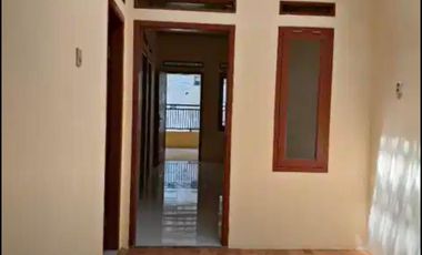 RUMAH MINIMALIS 2 LANTAI LINGKUNGAN NYAMAN STRATEGIS SIAP HUNI DI TUBAGUS ISMAIL BANDUNG