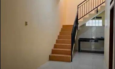 RUMAH MINIMALIS 2 LANTAI LINGKUNGAN NYAMAN STRATEGIS SIAP HUNI DI TUBAGUS ISMAIL BANDUNG