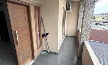 Jual Cepat Rumah Singgasana Pradana 2 lantai SHM siap huni