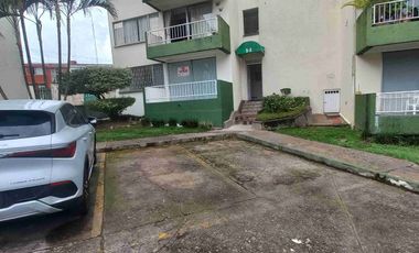VENDO APARTAMENTO EN UN PRIMER PISO EN EL CONJUNTO RESIDENCIAL EL PRADO.