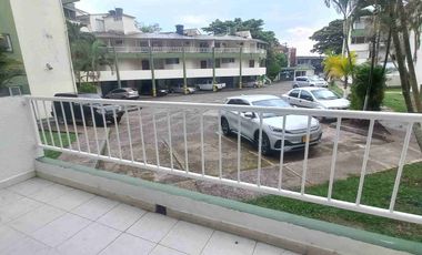 VENDO APARTAMENTO EN UN PRIMER PISO EN EL CONJUNTO RESIDENCIAL EL PRADO.