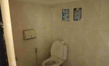 Disewakan Gedung 6,5 Lantai Ex Restoran