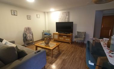 Casa amplia y en excelente estado en Condominio Las Azaleas, con amplio terreno.