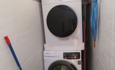 Casa amplia y en excelente estado en Condominio Las Azaleas, con amplio terreno.