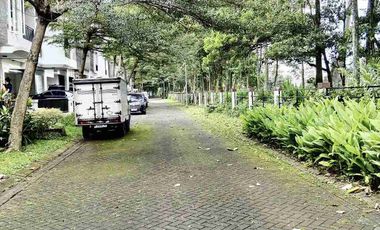 Disewakan / Dijual Rumah Modern Mewah Full Furnish Di Greenwood Golf Araya Malang