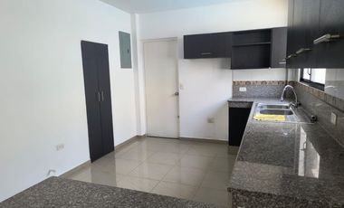 Alquiler de Casa – Urb. Napoli