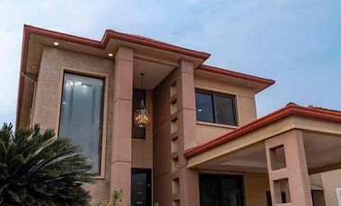 Casa en Alquiler en Urbanización Privada