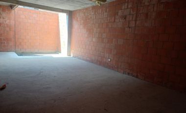 SE VENDE CASA-LOCAL LA ITALIA PALMIRA