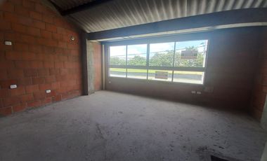 SE VENDE CASA-LOCAL LA ITALIA PALMIRA