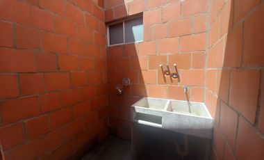 SE VENDE CASA-LOCAL LA ITALIA PALMIRA