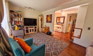 Se vende Cómoda y Acogedora propiedad en sector Jardin del Este , La Florida