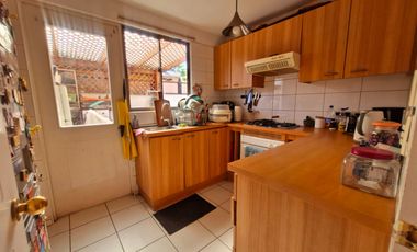 Se vende Cómoda y Acogedora propiedad en sector Jardin del Este , La Florida