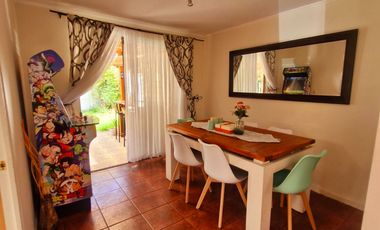 Se vende Cómoda y Acogedora propiedad en sector Jardin del Este , La Florida