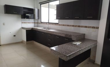 Alquiler de Villa de 4 dormitorios – Vía Salitre Km 13