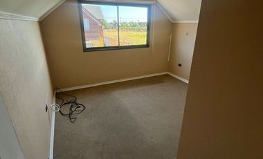 Casa de 3 dormitorio 3 baños en Linares.