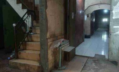 Dijual gudang strategis siap huni di kawasan Ciputat dekat pintu tol