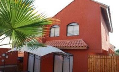 Casa ubicada en exclusivo y tranquilo sector de Jardines del Sur, UF 17.200