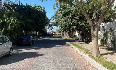 Hermosa casa en Residencial Tulipanes, en el mpio de Emiliano Zapata. Edo de Morelos.