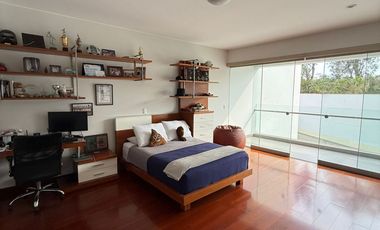 Departamento de 386 m² con Vista a La Calle de 4 Dorm. en La Zona del Golf Los Incas en Surco