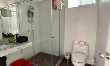 Departamento de 386 m² con Vista a La Calle de 4 Dorm. en La Zona del Golf Los Incas en Surco