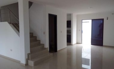 Alquiler de Casa – Urb. Napoli, Modelo Daniela