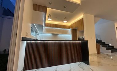 CASA EN VENTA EN VALLE IMPERIAL ZAPOPAN