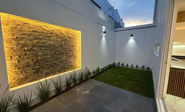 CASA EN VENTA EN VALLE IMPERIAL ZAPOPAN