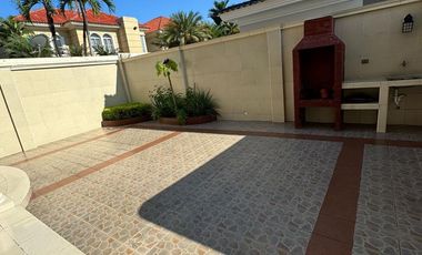 Venta de Casa en Samborondon, 4 Dormitorios