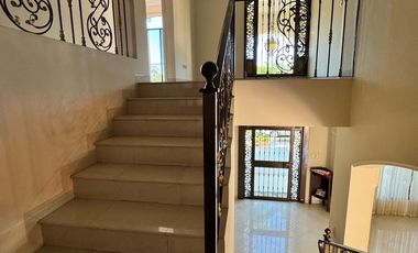 Venta de Casa en Samborondon, 4 Dormitorios