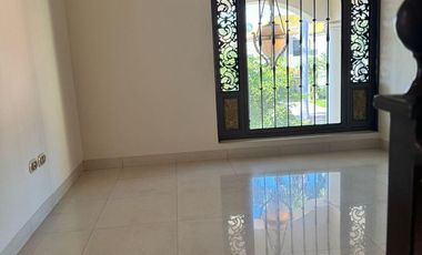 Venta de Casa en Samborondon, 4 Dormitorios