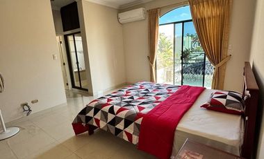 Venta de Casa en Samborondon, 4 Dormitorios