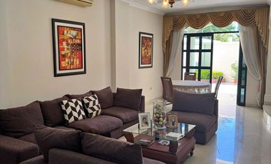 Venta de Casa en Samborondon, 4 Dormitorios