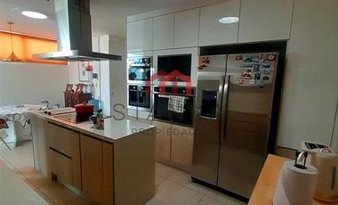 Se vende hermosa y amplia casa en exclusivo sector residencial de Antofagasta, Jardines del sur