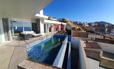 Se vende hermosa y amplia casa en exclusivo sector residencial de Antofagasta, Jardines del sur