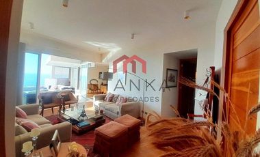 Se vende hermosa y amplia casa en exclusivo sector residencial de Antofagasta, Jardines del sur