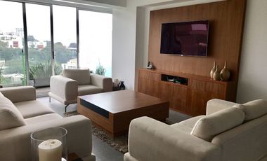 Frente a Cumbres de Santa Fe: 