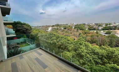 Frente a Cumbres de Santa Fe: 